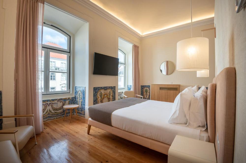 Premium Double Room interior